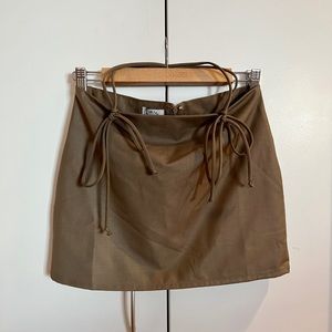 [NWT] With Jéan Jasper Mini Skirt Khaki